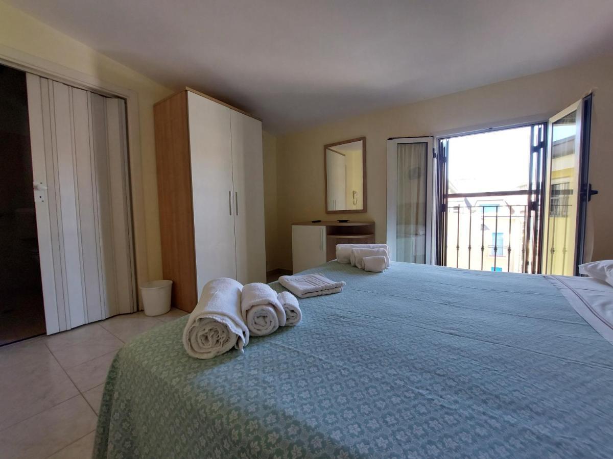 Hotel Villa Aurora Bellaria-Igea Marina Eksteriør billede
