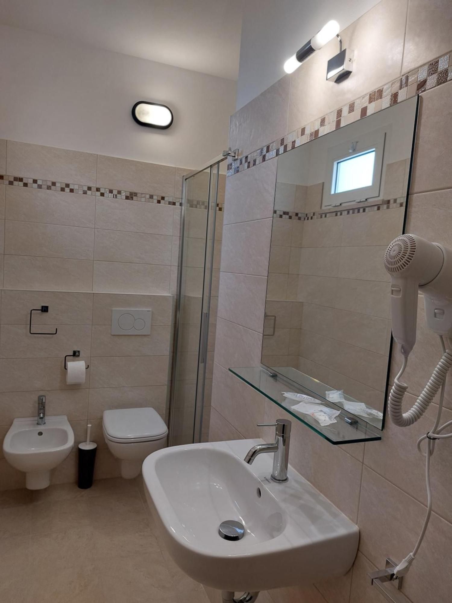 Hotel Villa Aurora Bellaria-Igea Marina Eksteriør billede