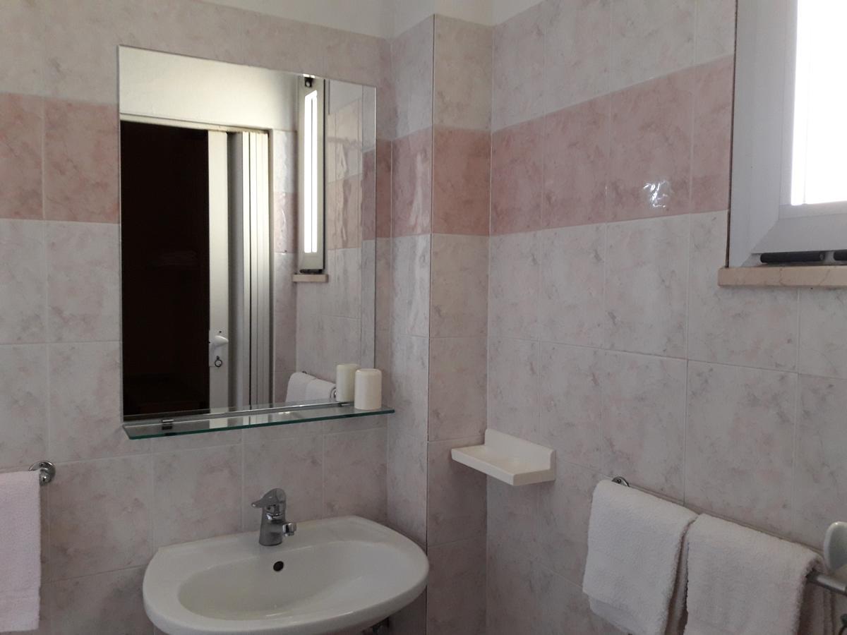 Hotel Villa Aurora Bellaria-Igea Marina Eksteriør billede