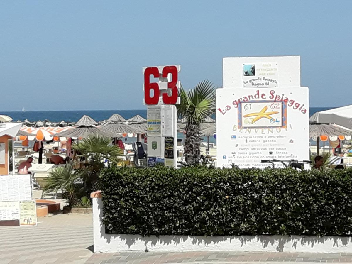 Hotel Villa Aurora Bellaria-Igea Marina Eksteriør billede