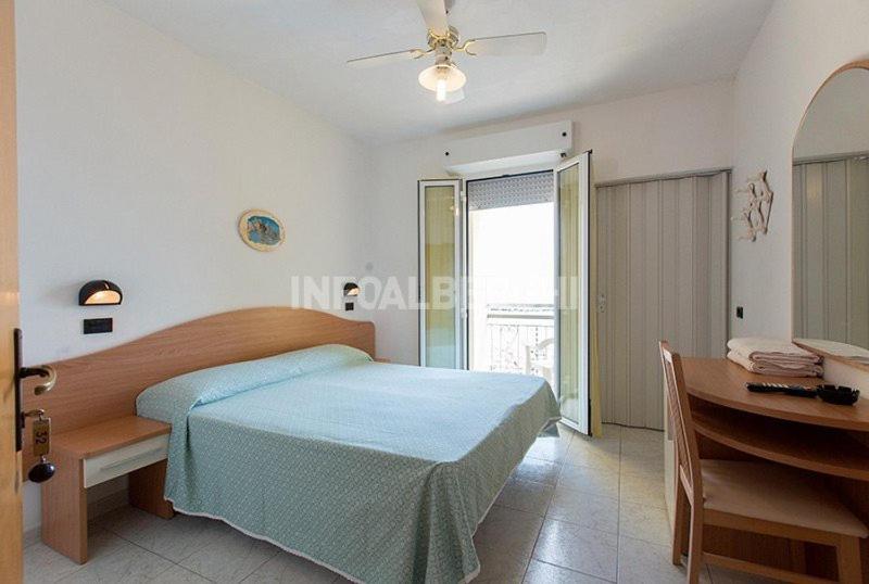 Hotel Villa Aurora Bellaria-Igea Marina Eksteriør billede